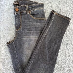 1822 Denim women’s jeans